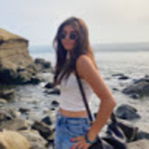 Meet your Posher, Nicole